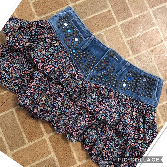 Skirt - Picture 3 of 3